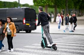 End Of Self-Service Scooters In Paris From September 1