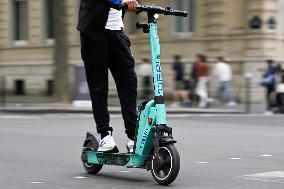 End Of Self-Service Scooters In Paris From September 1