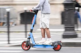 End Of Self-Service Scooters In Paris From September 1