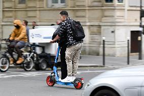 End Of Self-Service Scooters In Paris From September 1