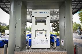 Hydrogen Production And Distribution Station - Paris