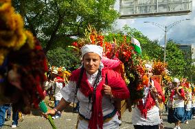 Medellin 'Feria de las Flores' - Silleteros Parade
