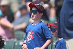 Binghamton Rumble Ponies v Somerset Patriots