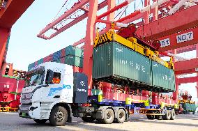 Qingdao Port Foreign Trade Import And Export Growth
