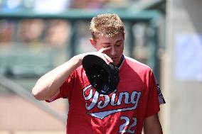 Binghamton Rumble Ponies v Somerset Patriots