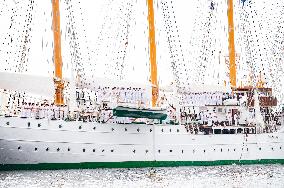 Chilean Tall Ship Esmeralda Departs Norfolk, VA