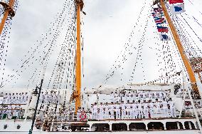 Chilean Tall Ship Esmeralda Departs Norfolk, VA