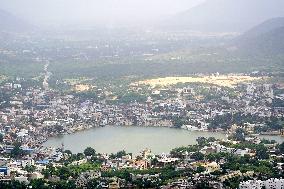 Pushkar Sacred Lake Of The Hindus - Rajasthan