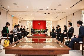 SINGAPORE-DEPUTY PM-CHINA-WANG YI-MEETING