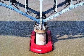 Nanjing Yangtze River Bridge Pier Anti-collision Facilities Completed