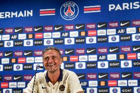 PSG Press Conference - Poissy