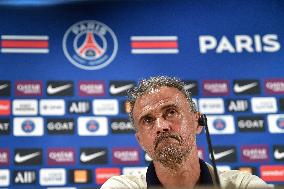 PSG Press Conference - Poissy