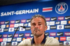 PSG Press Conference - Poissy