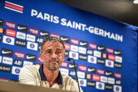 PSG Press Conference - Poissy