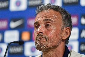 PSG Press Conference - Poissy