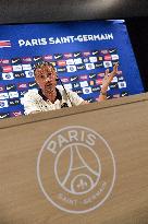 PSG Press Conference - Poissy