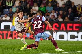 Burnley FC v Manchester City - Premier League