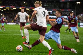 Burnley FC v Manchester City - Premier League