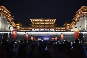 CHINA-HENAN-LUOYANG-YINGTIANMEN SITE MUSEUM-NIGHT VIEW (CN)