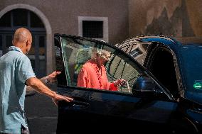 Queen Margrethe Visits Cahors Market