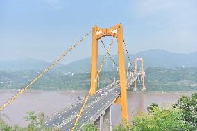 Taihong Yangtze River Bridge Crosses The Yangtze River in Chongqing