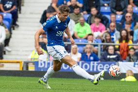 Everton FC v Fulham FC - Premier League