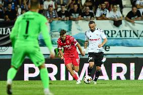 Universitatea Cluj v FC Dinamo Bucharest - SuperLiga