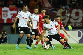 Universitatea Cluj v FC Dinamo Bucharest - SuperLiga