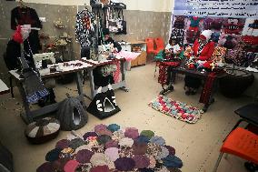 Palestinian Women Recycle Waste Fabric In Gaza