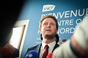 Clement Beaune Visits The Command Post Of SNCF Reseau