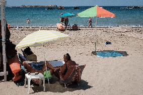 Daily Life In Chania - Warm Weather