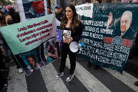 Feminists Demonstrate Outside The National Palace; Demand That The Mexican President Not Victimise Himself