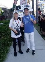 SAG-Aftra And The WGA Picket At Netflix Offices - LA