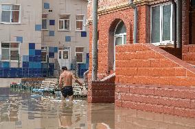 RUSSIA-USSURIYSK-TYPHOON-FLOOD