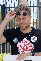 Celebs Join SAG-WGA Strike - LA