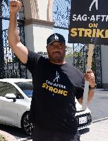 Celebs Join SAG-WGA Strike - LA