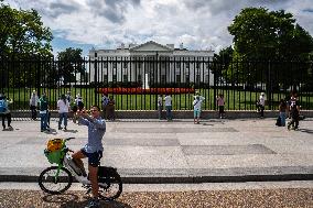 Tourists Visit The White House - Washington