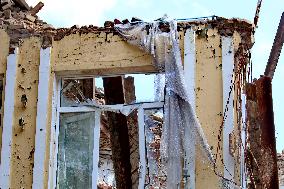 Destroyed school in Krakhove