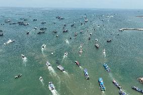 CHINA-HAINAN-FISHING SEASON (CN)