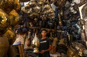 EGYPT-CAIRO-COPPERSMITH-WORKSHOPS