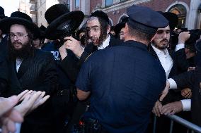 Rachmastrivka Rebbe Funeral