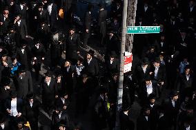 Rachmastrivka Rebbe Funeral