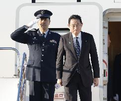 Japan PM Kishida off to U.S. for trilateral summit