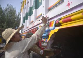 PAKISTAN-PESHAWAR-TRUCK ART