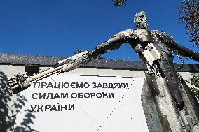 Statue made of downed Russian rockets in Kharkiv