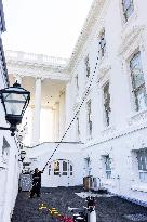 White House window washer