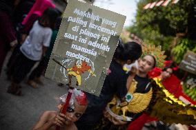 Environmental Issue Carnival To Celebrate Indonesia Independence Day