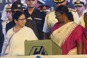 President Unveils INS 'Vindhyagiri' in Kolkata
