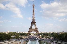 Parisian Right bank during Summer - Paris