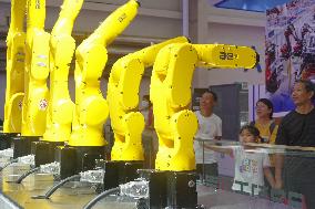 2023 World Robot Conference in Beijing